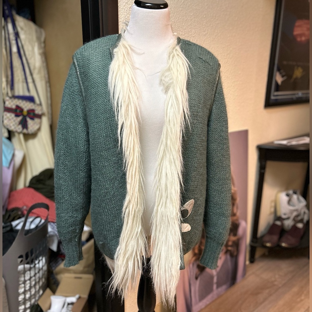 Donna Mizar Knit Sweater or Vest with Reversible Fur Lining - Removable Sleeves!